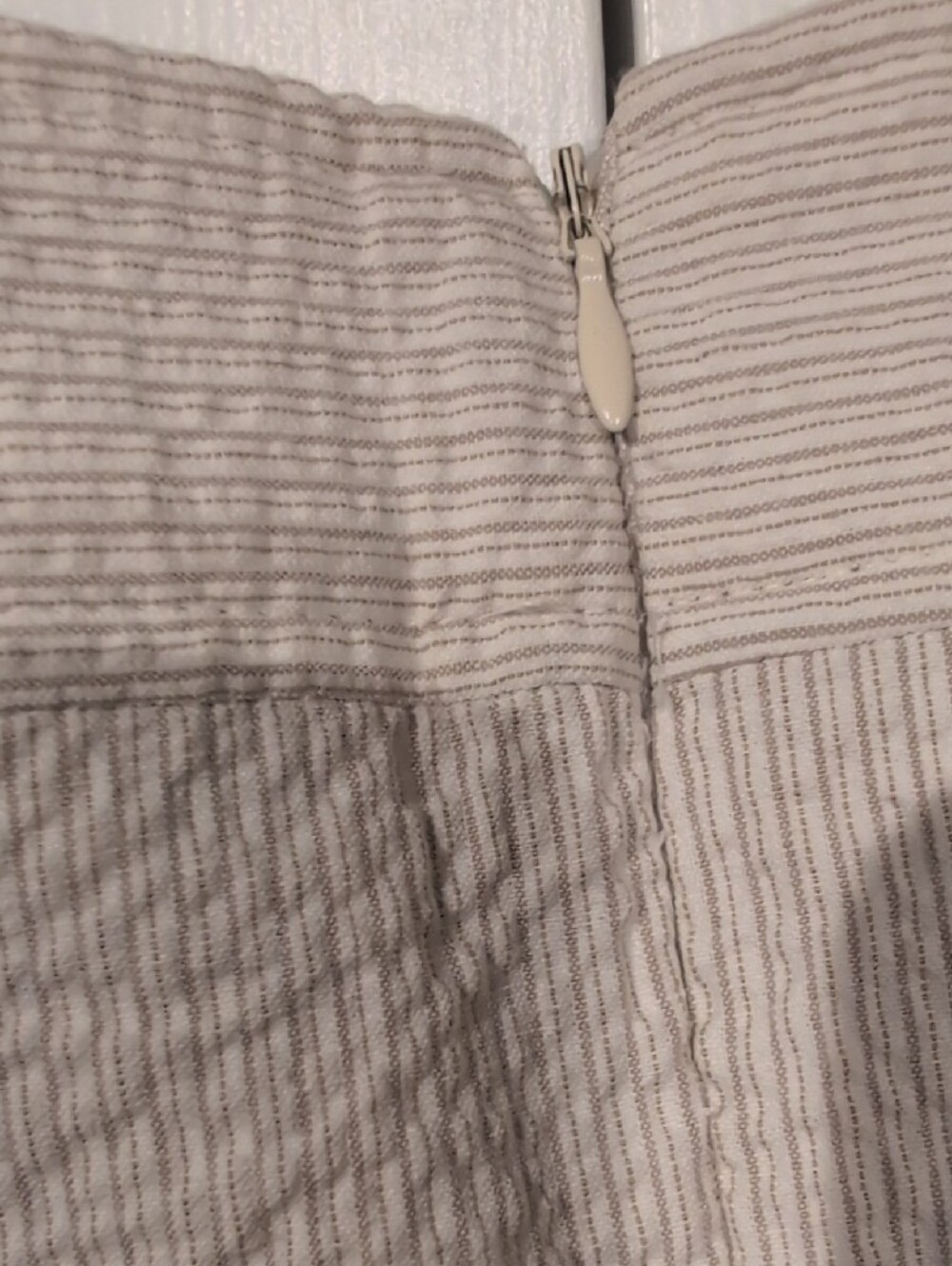 Harve Benard Cream Textured Pencil Skirt NWT Size 14 - Picture 6 of 10